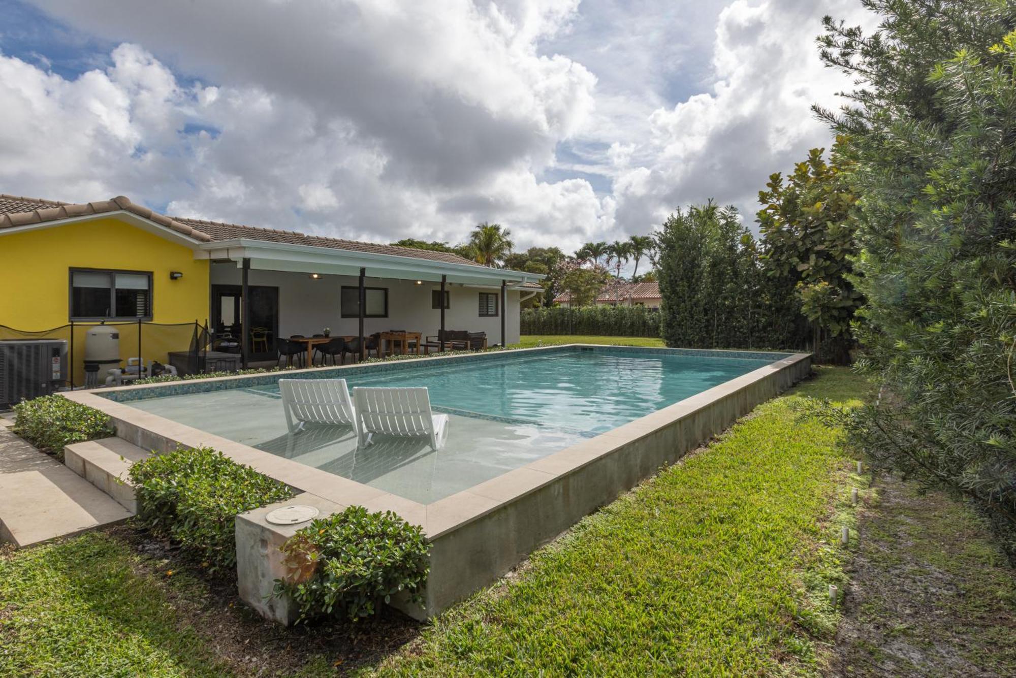Heated Pool - 5min Coral Gables - Family Vacation Holiday home